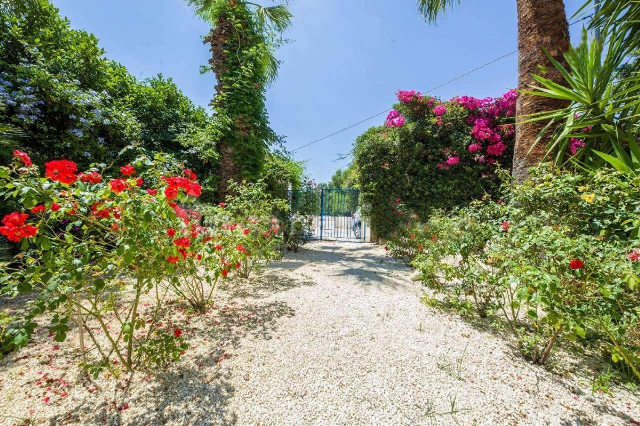 Suite House L'Isola Che Non C'E Fontane Bianche Exteriér fotografie