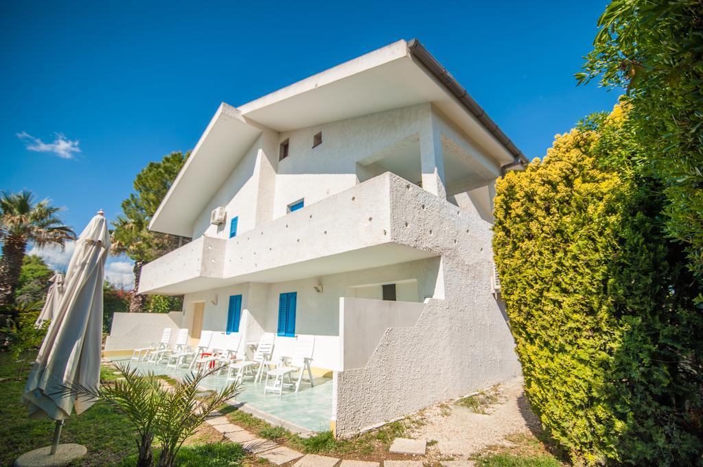 Suite House L'Isola Che Non C'E Fontane Bianche Exteriér fotografie