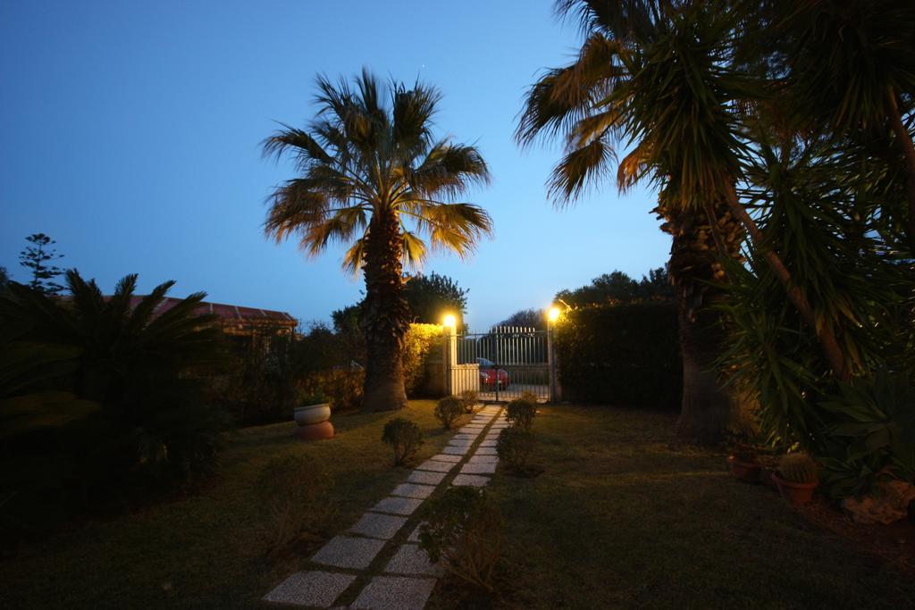 Suite House L'Isola Che Non C'E Fontane Bianche Exteriér fotografie