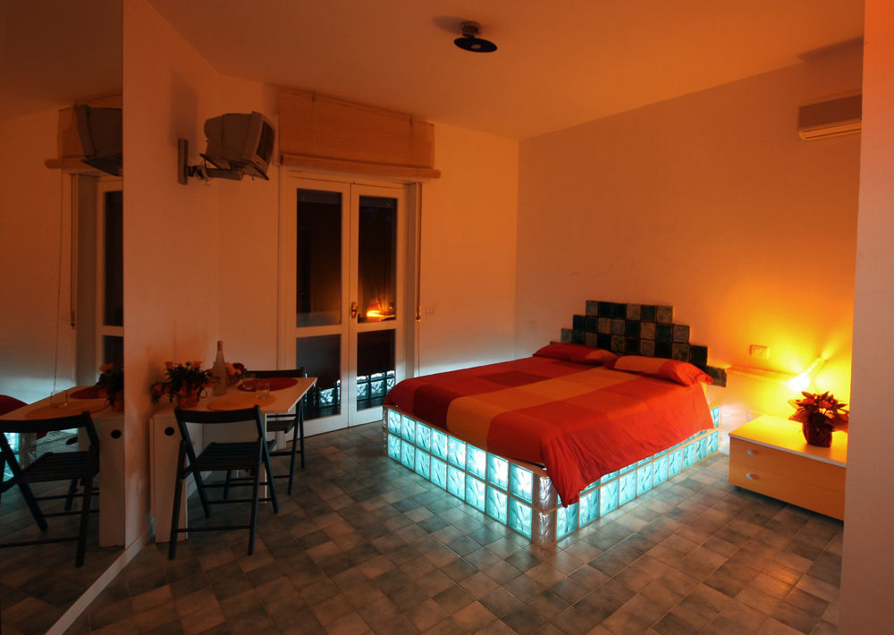 Suite House L'Isola Che Non C'E Fontane Bianche Exteriér fotografie