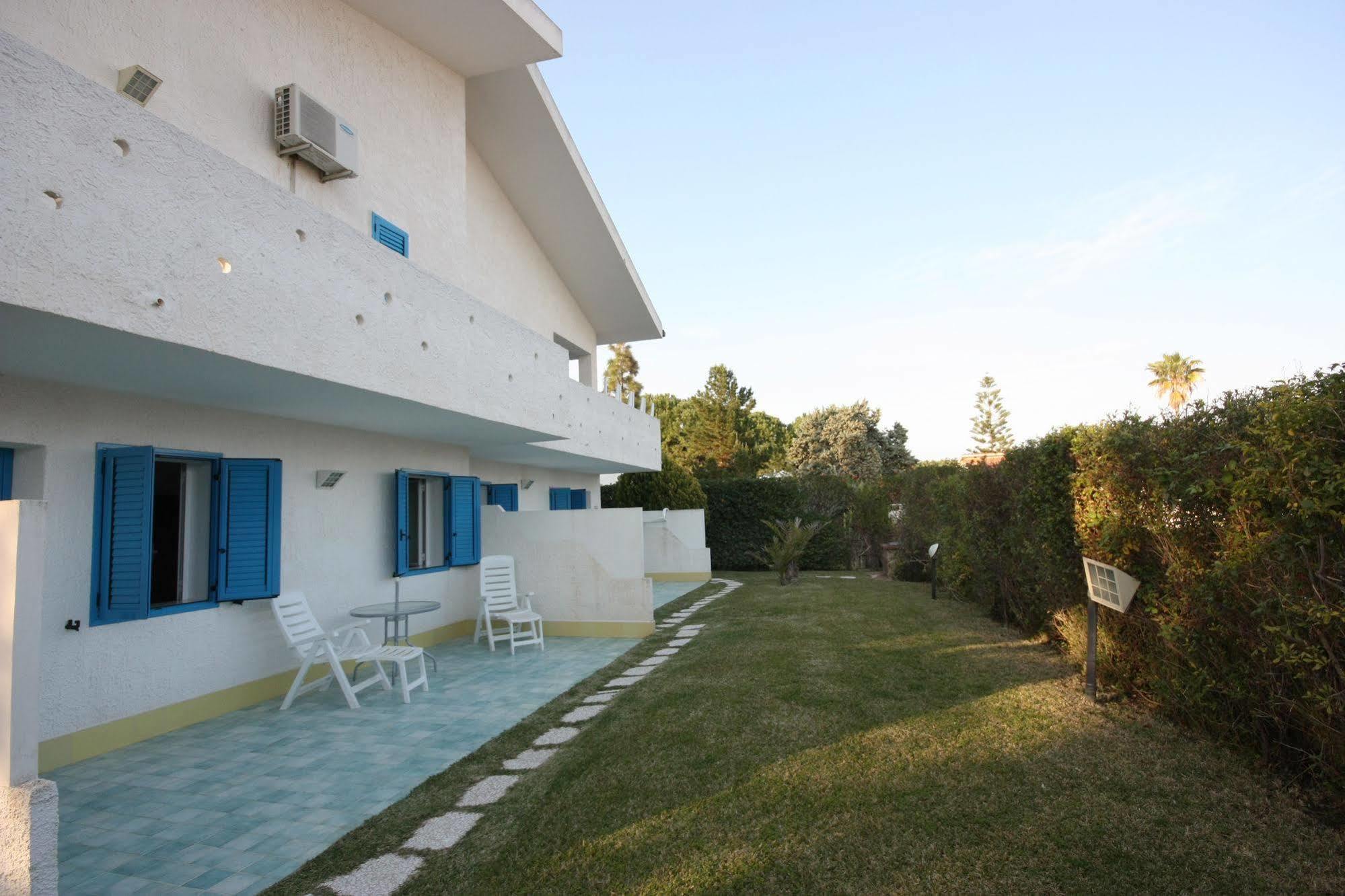 Suite House L'Isola Che Non C'E Fontane Bianche Exteriér fotografie